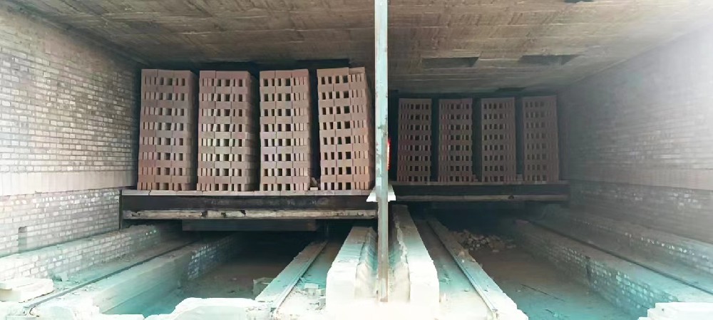 內蒙伊金霍洛旗3.6m雙拼式隧道窯